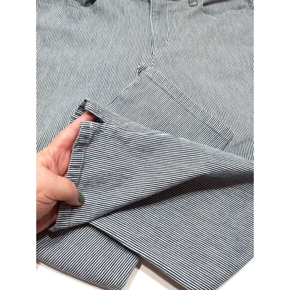 christopher & banks Size 6 Striped Capris Tapered Legs Navy White Denim Stretch - Picture 5 of 8